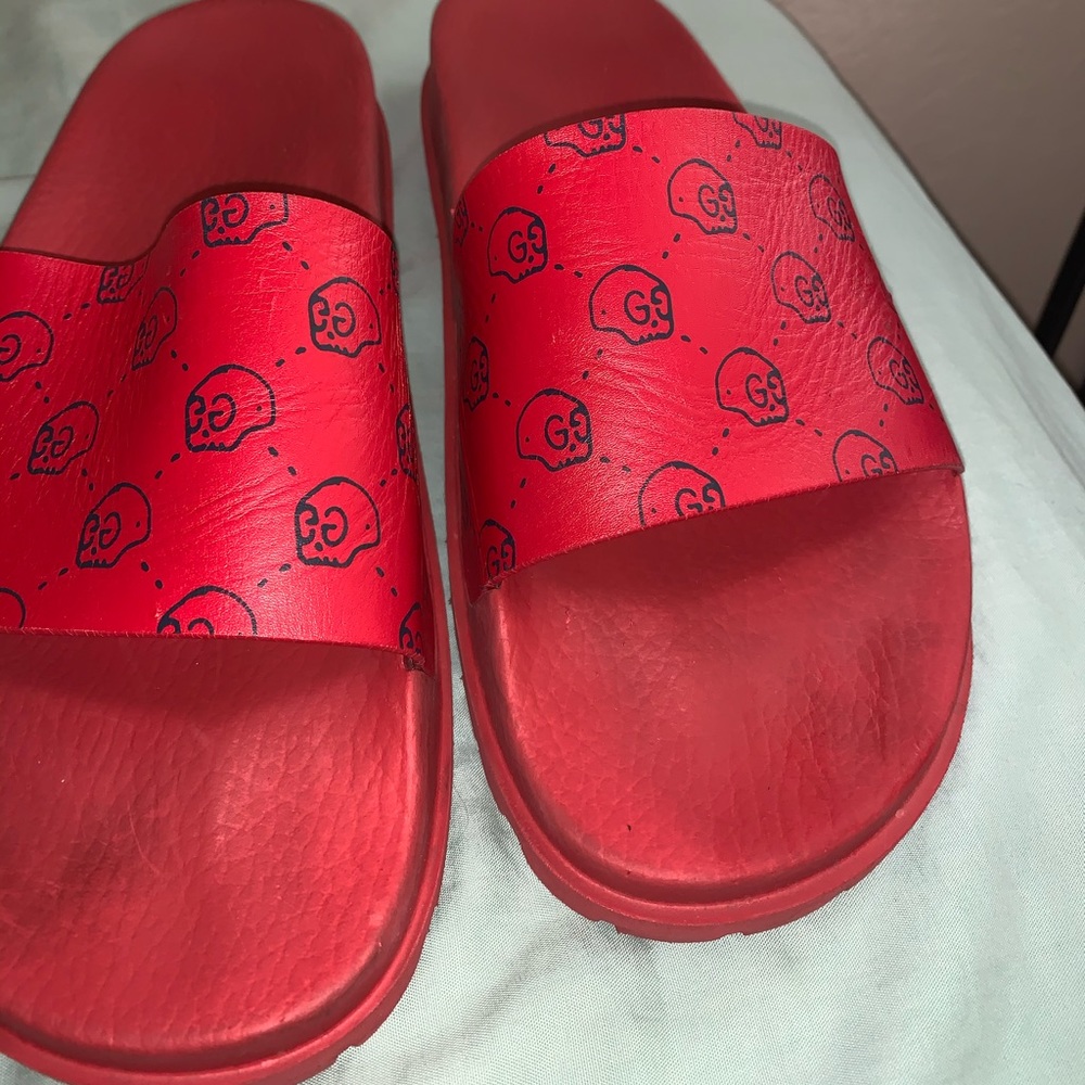 Gucci Slide Skulls